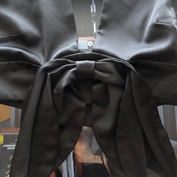 Missguided formal bow crop top, never been worn - Picture 6 of 7